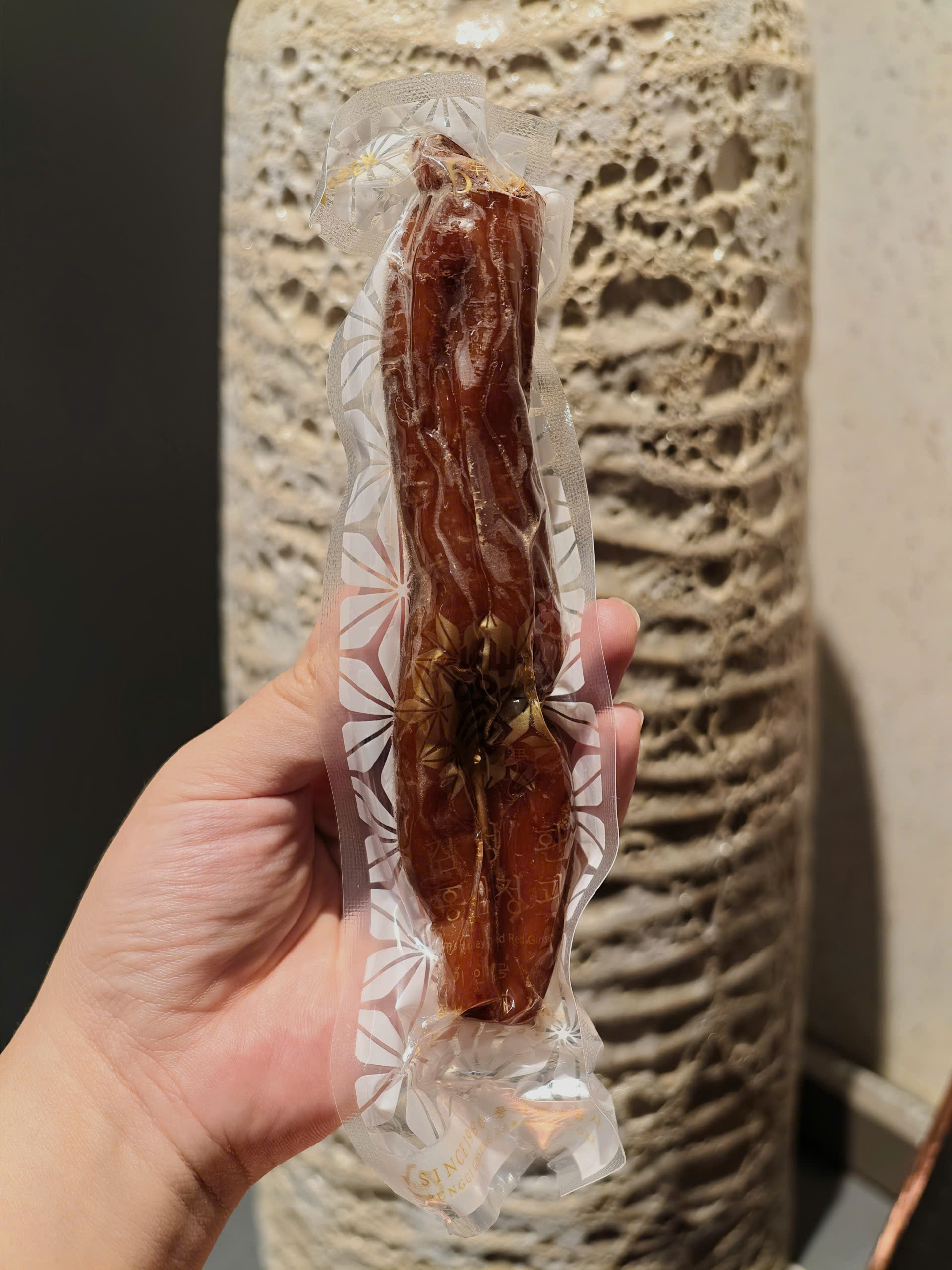 HỒNG SÂM NGUYÊN CỦ TẨM MẬT ONG KIM'S RED GINSENG - Ảnh 5