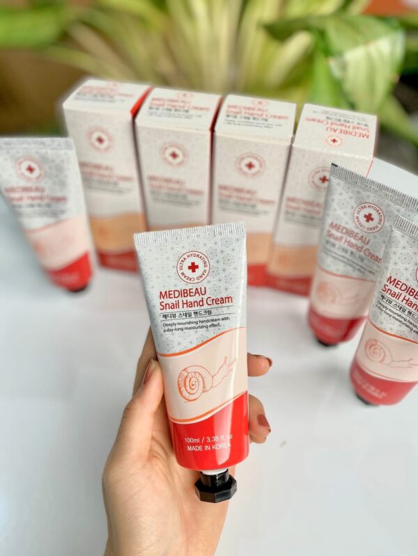 KEM DƯỠNG DA TAY ỐC SÊN MEDIBEAU SNAIL HAND CREAM HÀN QUỐC, TUÝP 100ML - Ảnh 4